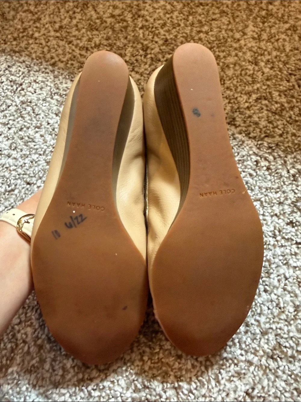 Cole Haan Nude Beige Leather Wedge Pumps 8
